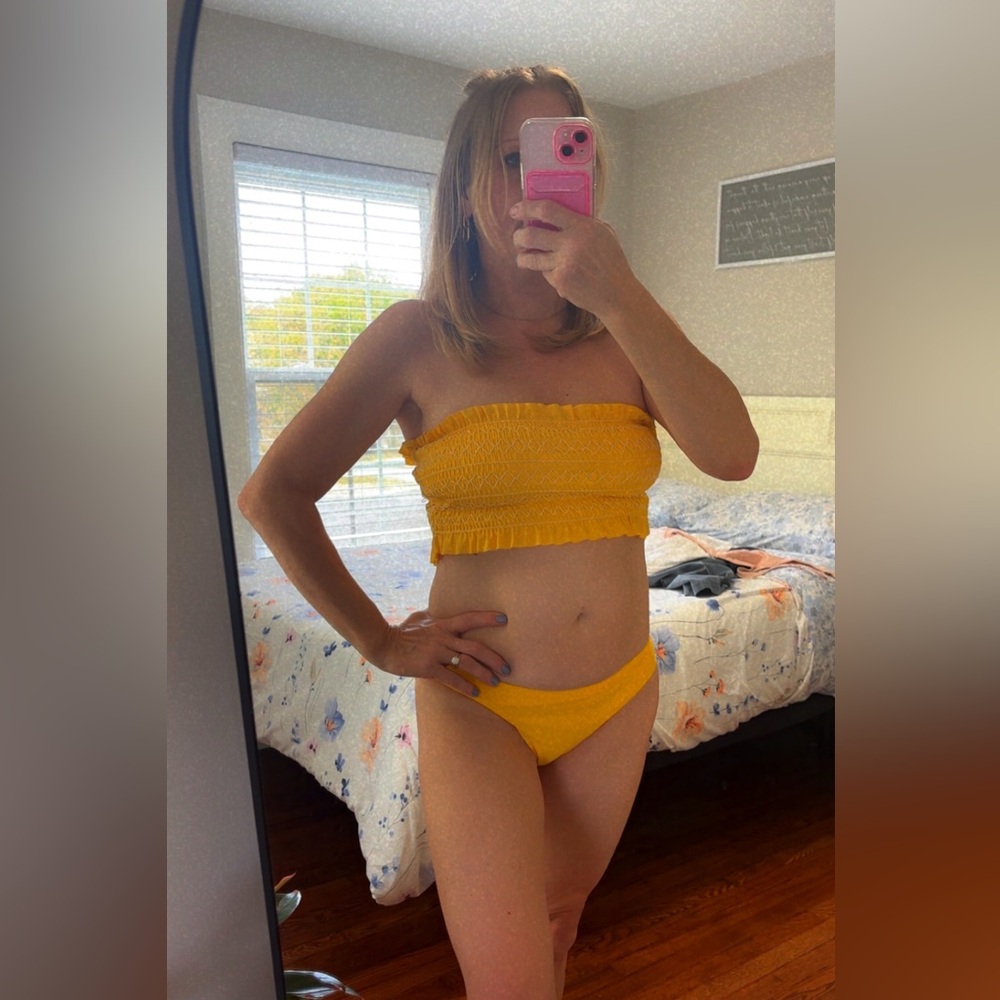 Xhilaration Yellow Ruffle Bikini Set - Picture 9 of 11